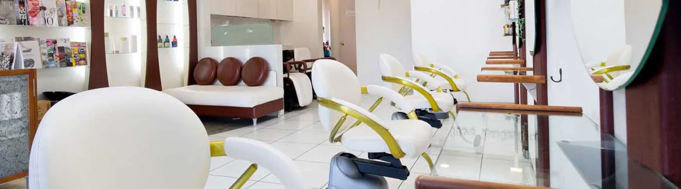 アトリエヘアピークス（美容室）奈良県橿原市 店内画像